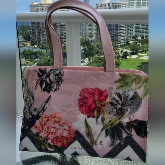 Ted Baker Limited Edition Icon Bag - Picture 5 of 7